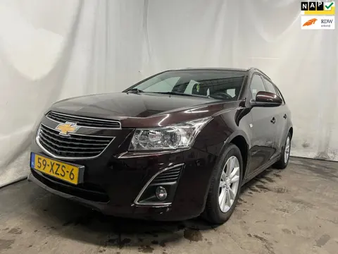 Chevrolet Cruze Station Wagon 1.4T LTZ SCHADEAUTO!