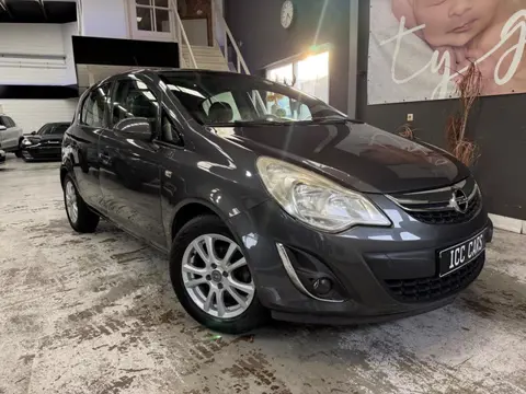 Opel Corsa 1.2-16V Anniversary Edition, airco, ketting vv, nette auto.