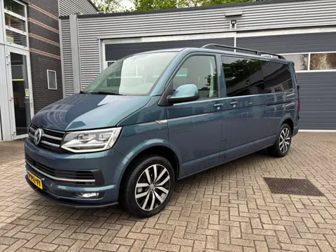 Volkswagen Transporter 2.0 TDI L2H1 DC Highline | 2x SCHUIF | 204 PK | LEDER BEKLEDING |