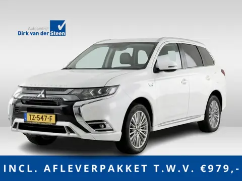 Mitsubishi Outlander 2.4 PHEV Intense | Achteruitrijcamera | Carkit | Voorstoelen verwarmd | Apple C