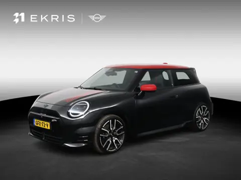 MINI Cooper E John Cooper Works XL 40.7 kWh | Head-Up Display |Stuurwielrand Verwarmd | Glazen Panor