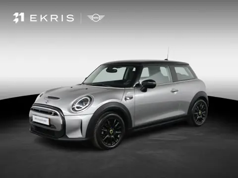 MINI Electric Classic 33 kWh | Verwarmde Voorstoelen | Parkeersensoren Achter | Sportstoelen  | Driv