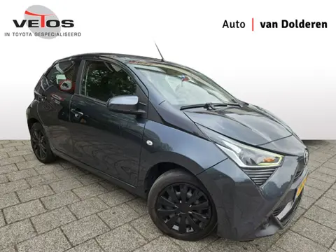 Toyota Aygo 1.0 VVT-i x-play limited Cabrio (bj 2019)