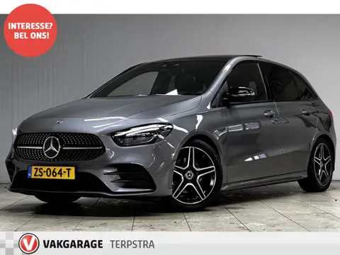 Mercedes-Benz B-Klasse 200 Premium Plus AMG/ Night Pakket/ Trekhaak/ 164pk/ Wide-Screen/ LED Koplamp