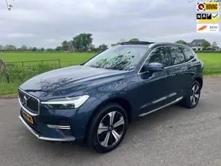Volvo XC60 2.0 T6 Plug-in hybrid AWD Ultimate Bright, pano.