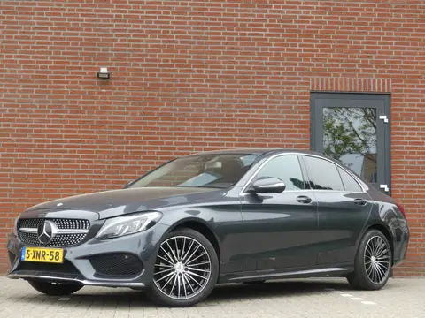 Mercedes-Benz C-Klasse 180 AMG Line / Full Led / 18 inch