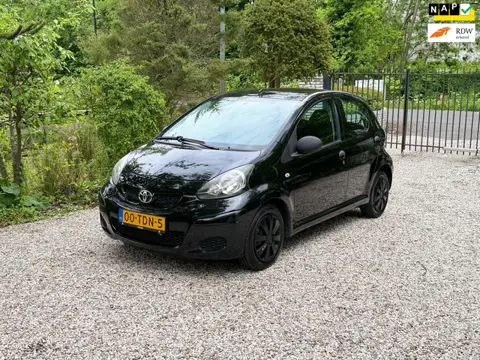 Toyota Aygo 1.0-12V Now