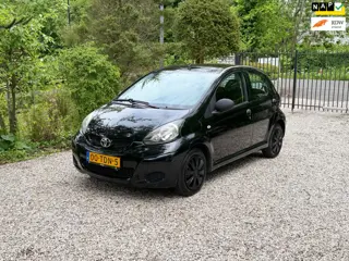 Toyota Aygo 1.0-12V Now