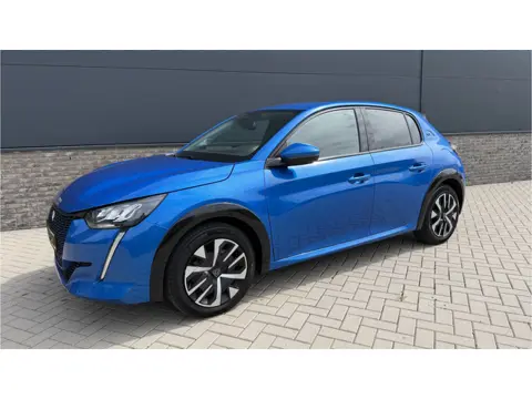 Peugeot e-208 EV Allure 50 kWh SOH 91% / Camera / Navigatie / DAB