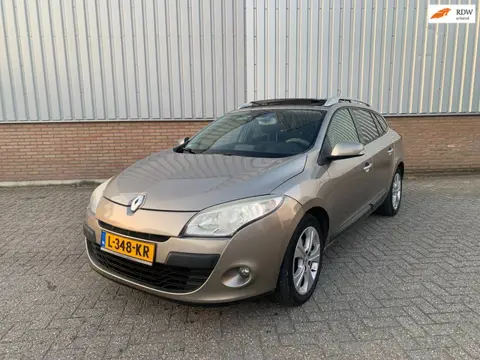 Renault Mégane Estate 1.4 TCe Expression APK / Panorama