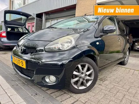 TOYOTA AYGO 1.0-12V Dynamic Navigator 2DE EIG AIRCO 5DRS NETTE AUTO NAP APK 2-2027