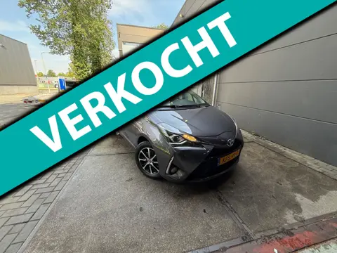 Toyota Yaris 1.5 Hybrid Executive Automaat Lage Km