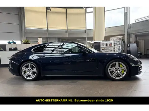 Porsche Panamera 2.9 4S E-Hybrid 560 PK ACC Luchtvering Memory LED Stuurverwarming Stoelverwarming