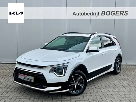 Kia Niro 1.6 GDi Hybrid DynamicPlusLine Navigatie, Schuifdak, Leder, LED, Head Up Display, Adaptive 