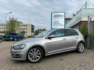 VOLKSWAGEN GOLF 1.4 TSI ACT Connected Series  Automaat  Trekhaak  Sportstoelen  NAVI  DAB+
