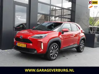 Toyota Yaris Cross 1.5 Hybrid Business Plus (Navigatie,Keyless,Camera,AdaptiveCruise,Stoel/stuurverw