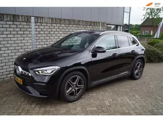 Mercedes-Benz GLA-klasse 250 4MATIC AMG Line Autom Panodak Luxe Leder Navi Camera Clima Apple Carpla