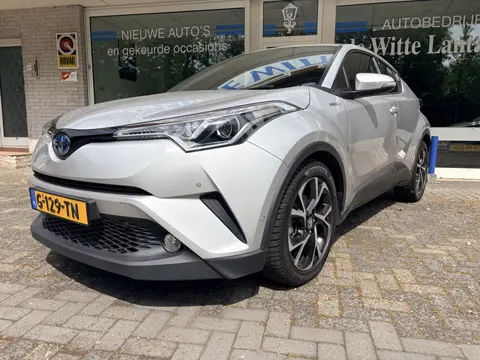 Toyota C-HR 1.8 Hybrid Style Verw. voorstoelen/Cuisecontr. adapief/Keyless entry+Start/Dodehoek dete