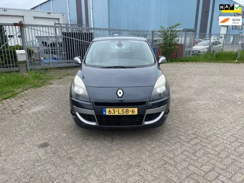 Renault Scénic 1.4 TCE Celsium Navigatie !!!