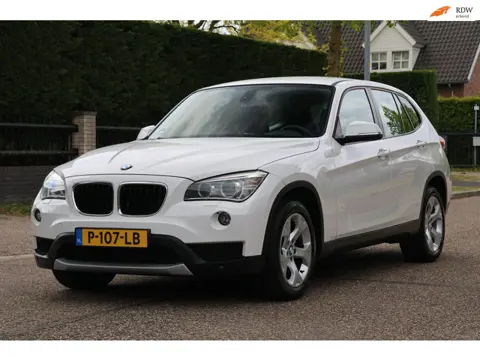 BMW X1 SDrive20i Business+ | AUTOMAAT | NAVI | CLIMA | XENON | MOOIE GOED ONDERHOUDEN AUTO |