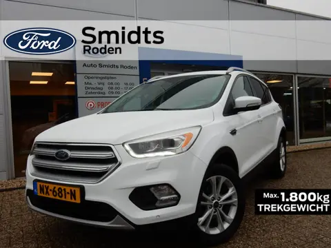 Ford Kuga 1.5 120PK EcoBoost Titanium | Half leder | Trekhaak | Winter pack | PDC | Navigatie |