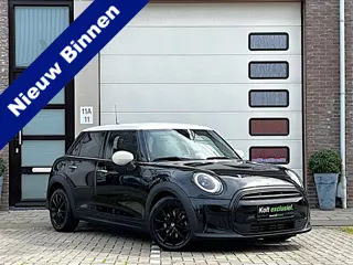 MINI Mini 1.5 Cooper Classic Chili Turbo 136 PK 5 Deurs | Airco | Apple CarPlay | Navigatie | 16" LM