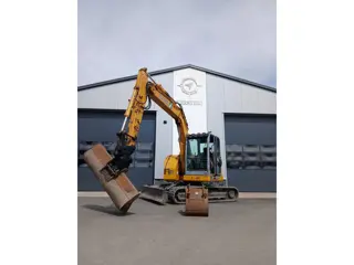 Kato midi kraan 8.5 ton met kantelstuk op de bak!!