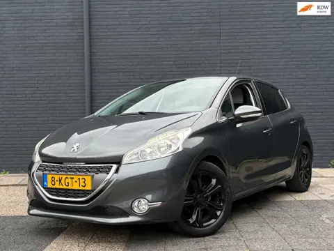Peugeot 208 1.4 VTi Griffe | Climate | Leder | Trekhaak