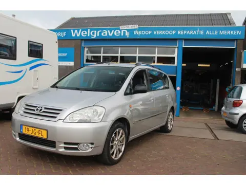 Toyota Avensis Verso 2.0i Linea Luna 7p. automaat