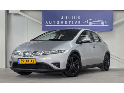 Honda Civic 1.8 Comfort 140PK Android/Apple Carplay Trekhaak Airco Mooi!