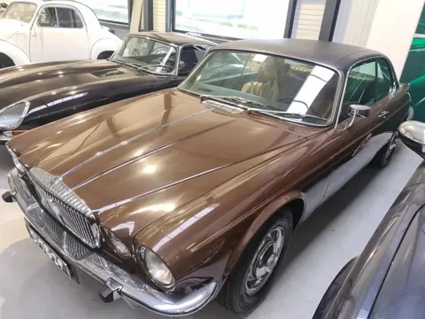 Daimler SOVEREIGN 4,2 L Coupe