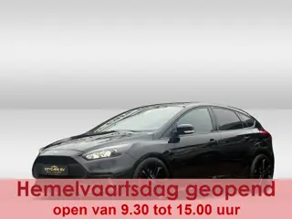 Ford Focus 2.0 ST-3 RS Look 251 pk apple carplay Bi-Xenon pdc v/a Recaro stoelen half leder/stof 1e 