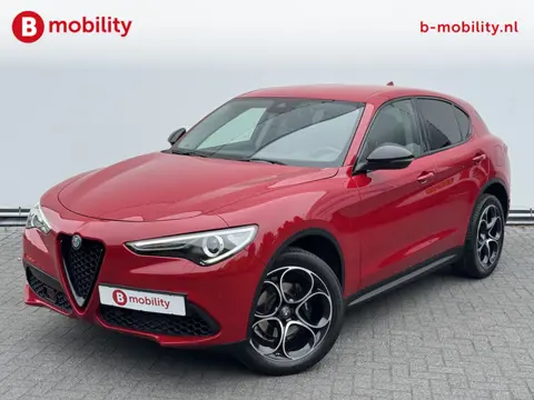 Alfa Romeo Stelvio 2.0 T AWD B-Tech Automaat Trekhaak 2.300kg | Leer | Achteruitrijcamera | Stoel/St