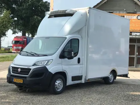 Fiat Ducato 2.3 MultiJet 130 kW Euro 6 Koelkoffer Motor Schade