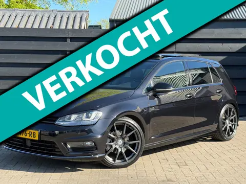 Volkswagen Golf 1.4 TSI R-Line I Pano I ACC I BlindSpot I Camera