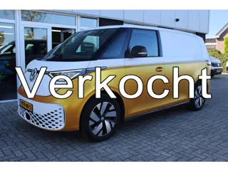 Volkswagen ID. Buzz Cargo 150KW -- 77 kWh acccu WLTP 418KM ✓ SoH 99,4% ✓ 3-zits ✓ navigatie ✓ lm vel
