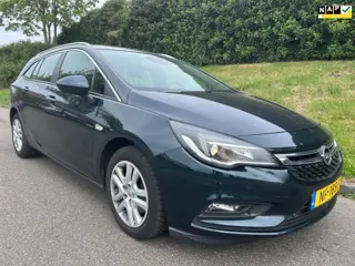 Opel Astra Sports Tourer 1.6 CDTI Business+ - Clima - Navi - Camera