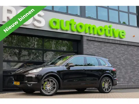 Porsche Cayenne 3.0 S E-Hybrid | LUCHTVERING | PANO | STOELKOELING | MEMORY | SPORT CHRONO | 21'' |