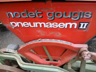 Nobas gougis 11