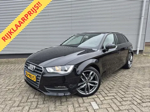 Audi A3 Sportback 1.8 TFSI Ambition Pro Line plus Automaat.Navigatie,Afn.trekhaak,Cruisecontrol,