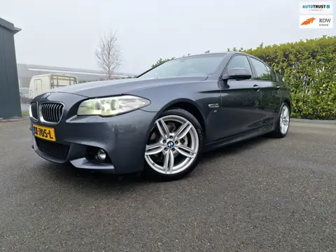 BMW 5-serie 520i M Sport Nw banden Nw Remschijven + Blokken