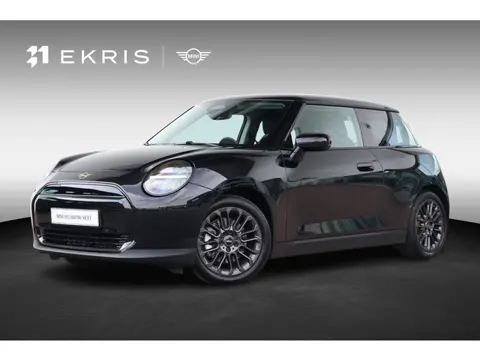 MINI Cooper E Essential XS 40.7 kWh Carplay/ Navigatie/ 17" U-Spoke grey/ Driving Assistant