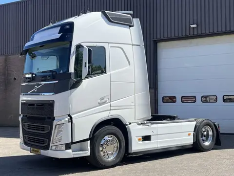 Volvo FH 460 / Globe XL / Full spoiler / Alcoa / 2 x Tank / Parkingairco / VEB+ / NL Truck HT1332