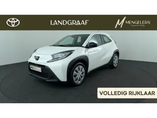 Toyota Aygo X 1.0 VVT-i MT Play Toyota Aygo X 1.0 VVT-i MT play