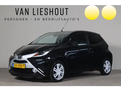 Toyota Aygo 1.0 VVT-i x-play NL-Auto!! Keyless Entry+start I Camera I Climate