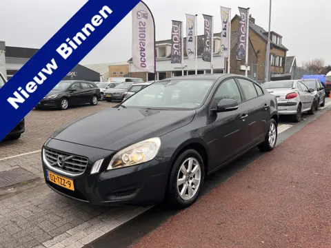 Volvo S60 1.6 T4 180 PK AUTOMAAT Kinetic Nap Pdc Schuifkantdak. Lmv Volledig Onderhouden
