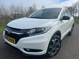 Honda HR-V 1.5 i-VTEC Executive (bj 2017, automaat)