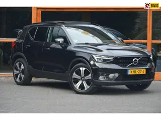 Volvo XC40 T4 Hybride Ultimate Dark| Panoramadak | Harman/Kardon | Apple CarPlay | Stoel + Stuur Ver
