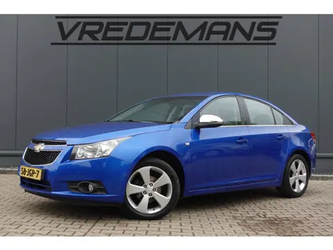 Chevrolet Cruze 1.8 LT