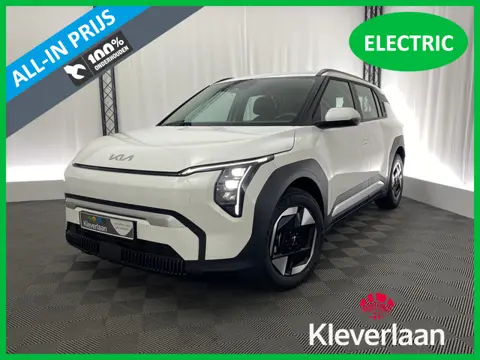 Kia EV3 Air 58.3 kWh Automaat | CarPlay | Navi | Camera | ACC | DAB | LMV 17'' | P. Sensoren | LED |